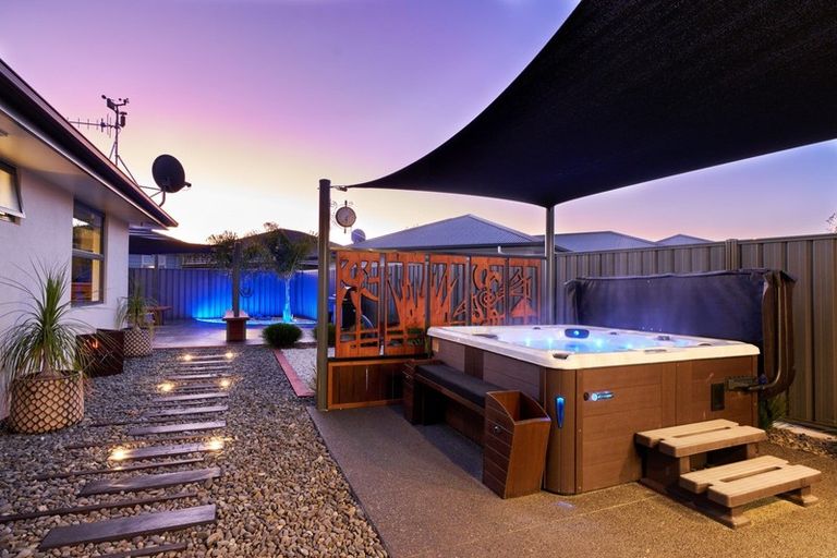 Photo of property in 4 Wanaka Place, Poraiti, Napier, 4112