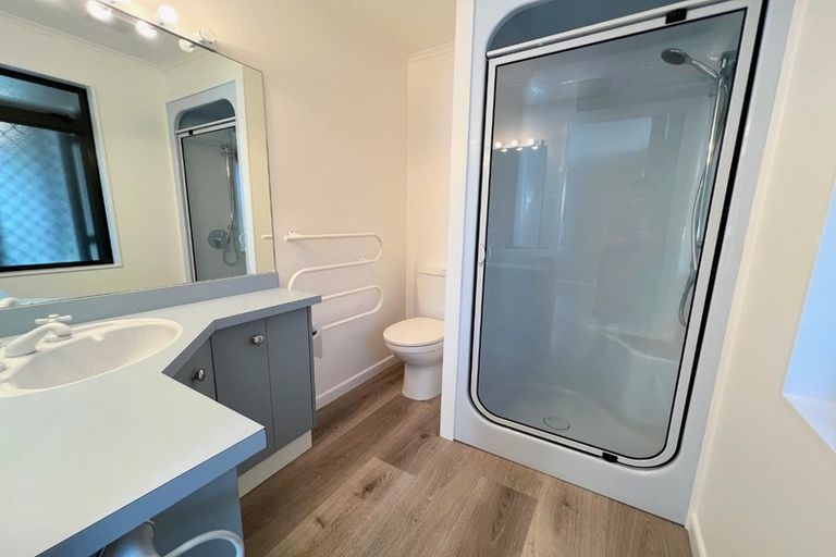 Photo of property in 12a Pekanga Road, Normandale, Lower Hutt, 5010