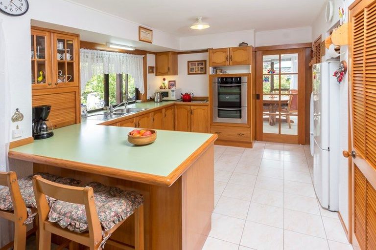 Photo of property in 15 Aituaa Road, Pukekohe, 2120
