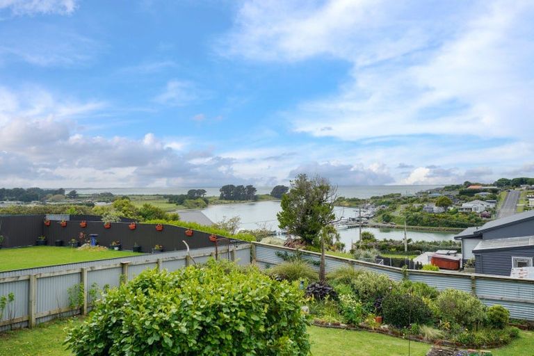 Photo of property in 23 Osborne Street, Riverton/aparima, Riverton, 9822