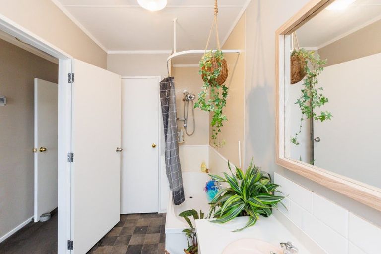 Photo of property in 18 Phillips Street, Sanson, 4817