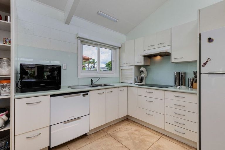 Photo of property in 112 Elliot Street, Pahurehure, Papakura, 2113