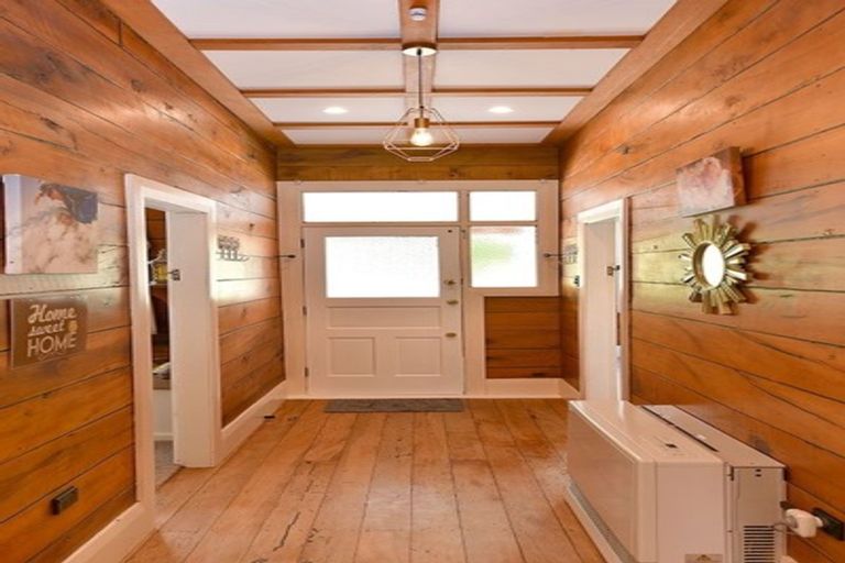 Photo of property in Burke Road, Makarau, Kaukapakapa, 0984