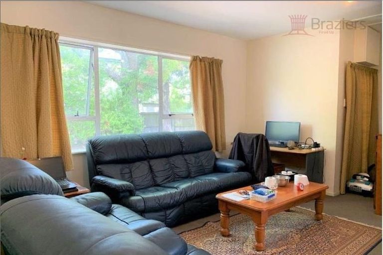 Photo of property in 9 Memorial Avenue, Ilam, Christchurch, 8053