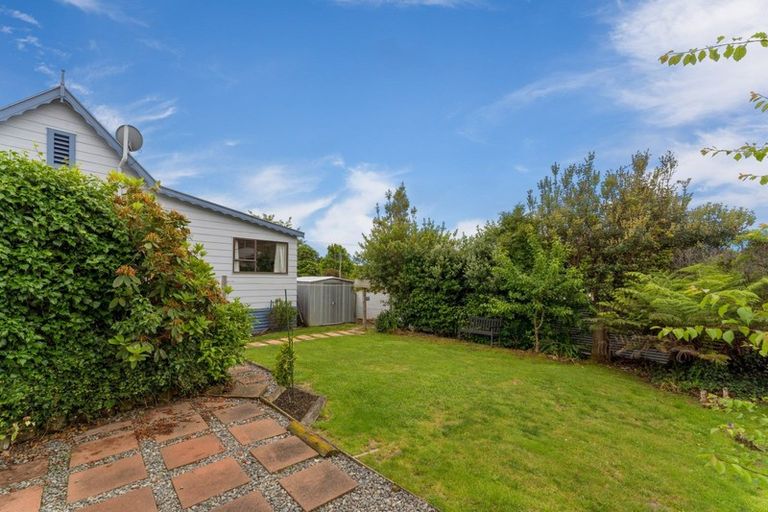 Photo of property in 168 Waikawa Road, Picton, 7220