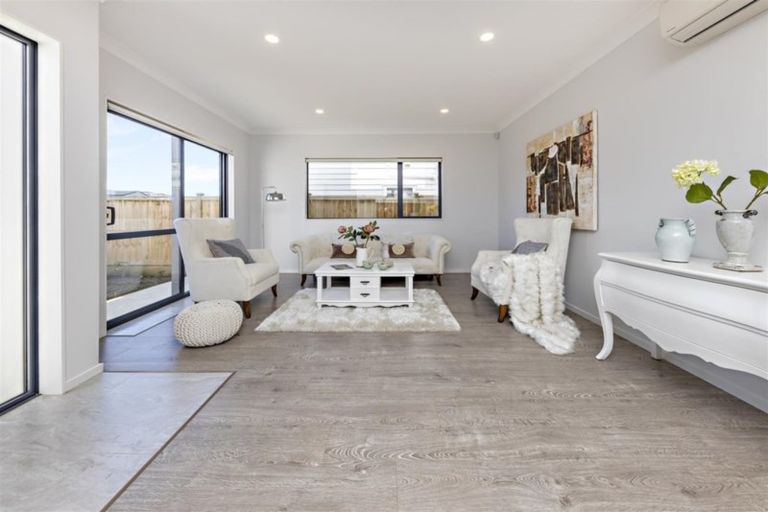 Photo of property in 243 Murphys Road, Flat Bush, Auckland, 2019