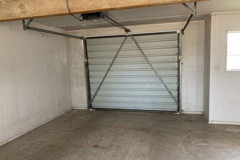 Photo of property in 1/19 Dominion Street, Takapuna, Auckland, 0622