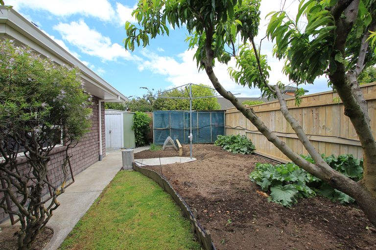 Photo of property in 33 Karina Crescent, Redwoodtown, Blenheim, 7201