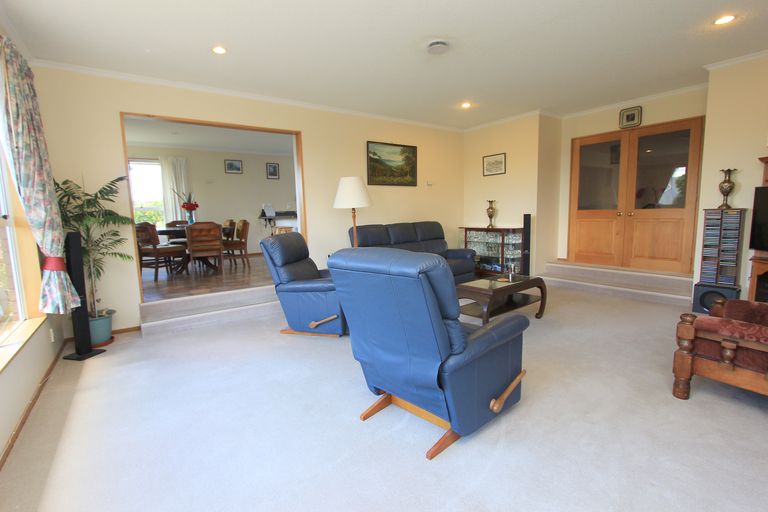 Photo of property in 33 Karina Crescent, Redwoodtown, Blenheim, 7201