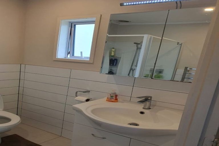 Photo of property in 12 Carina Crescent, Torbay, Auckland, 0630