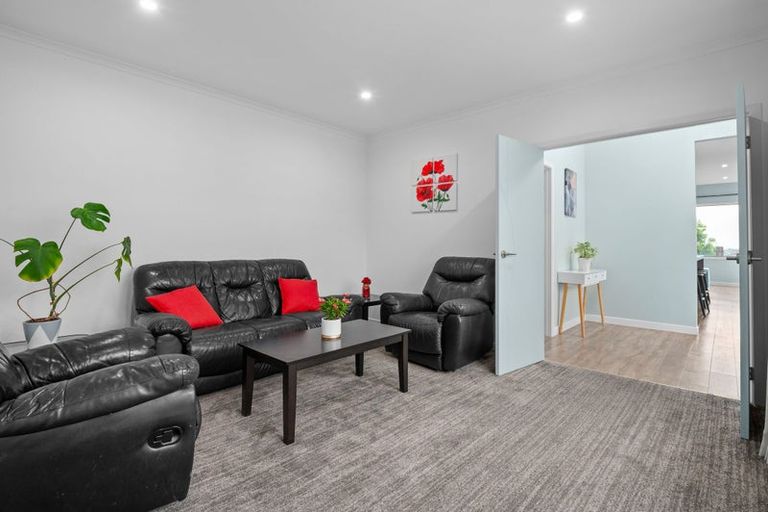 Photo of property in 1 Waireka Road, Rototuna North, Hamilton, 3210