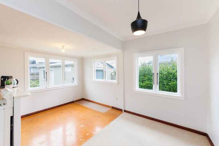 Photo of property in 98 Manawatu Street, Hokowhitu, Palmerston North, 4410