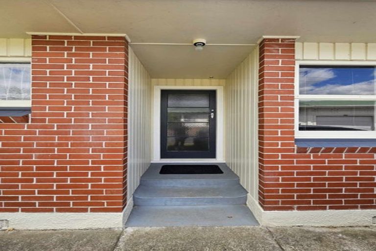Photo of property in 63 Wilton Street, Levin, 5510