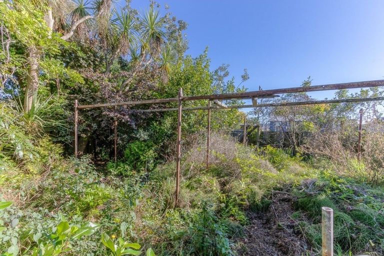 Photo of property in 5 Ngahina Street, Marton, 4710