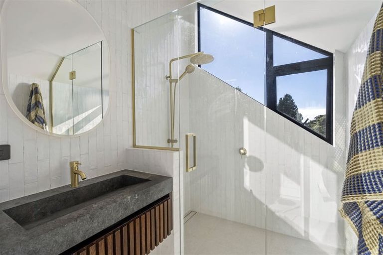 Photo of property in 16 Asbury Crescent, Campbells Bay, Auckland, 0630