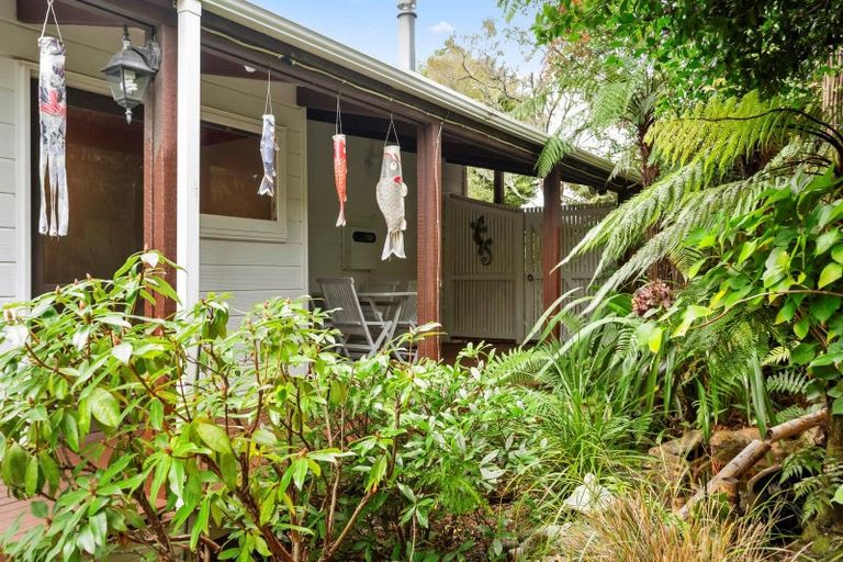 Photo of property in 44 Grand Vue Road, Kawaha Point, Rotorua, 3010