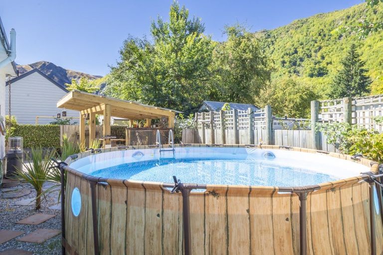 Photo of property in 33 Bedford Street, Arrowtown, 9302