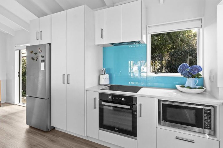 Photo of property in 7 Garland Drive, St Andrews, Hamilton, 3200