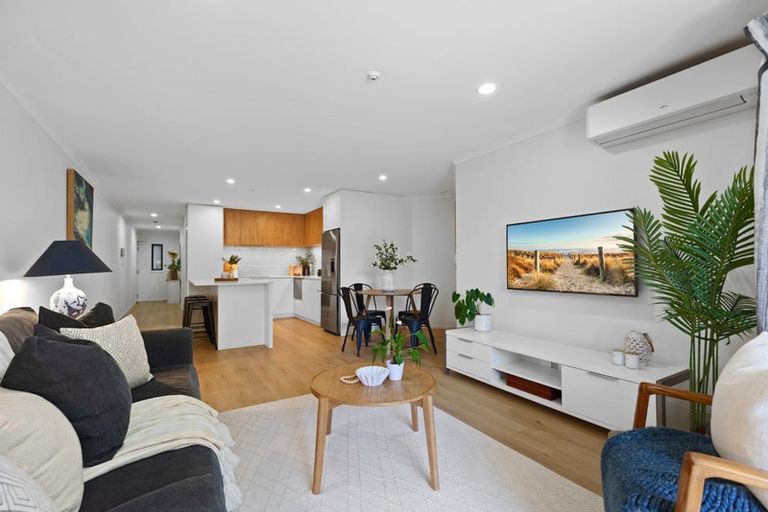 Photo of property in Paramount Apartments, 8/281 Maunganui Road, Mount Maunganui, 3116