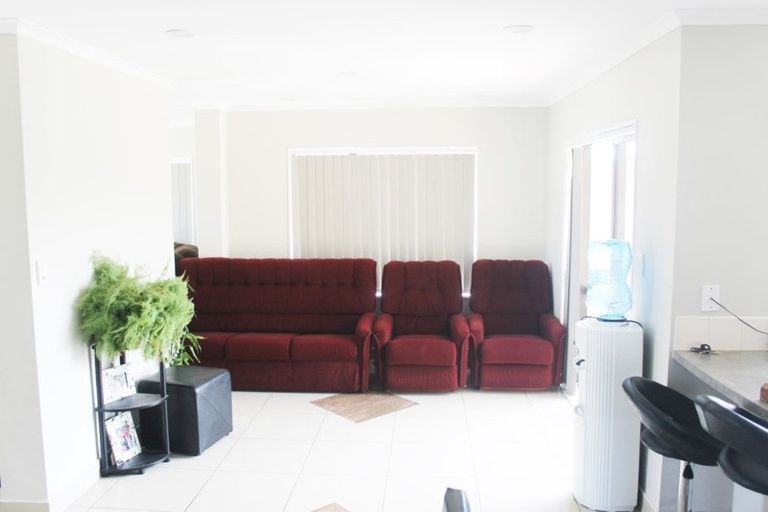 Photo of property in 307 Mahia Road, Weymouth, Auckland, 2103