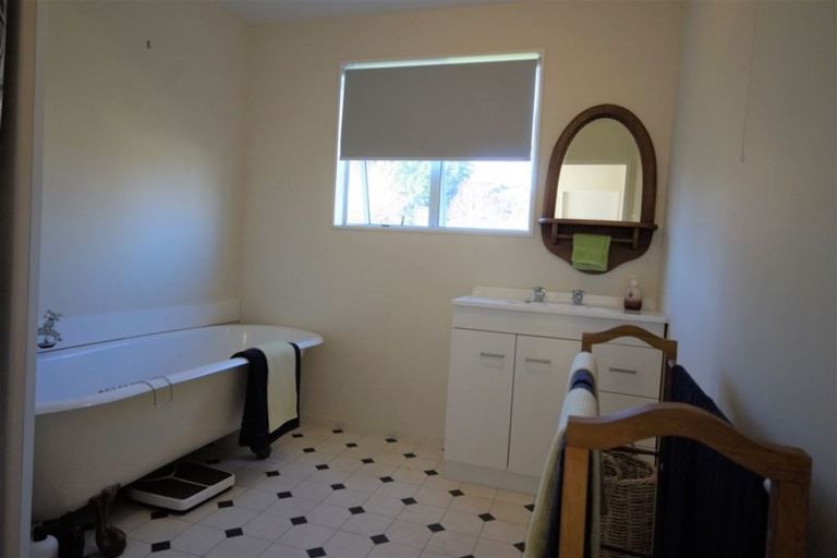 Photo of property in 5 Tekoa Street, Waiau, 7332