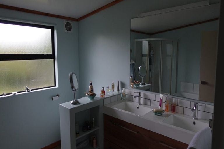 Photo of property in 86 Gladstone Road, Levin, 5571