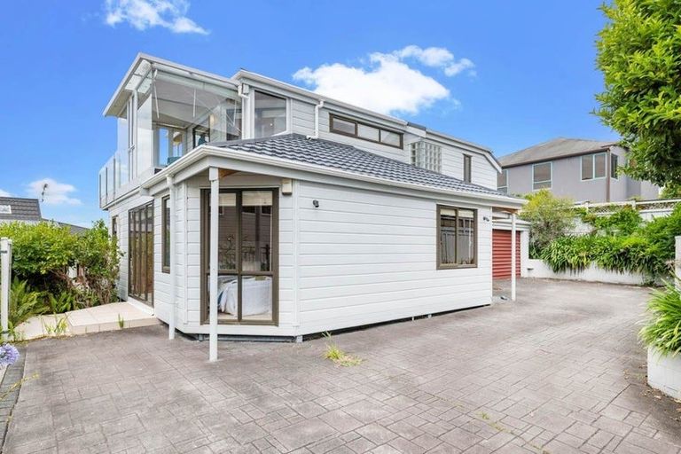 Photo of property in 2/160 Bucklands Beach Road, Bucklands Beach, Auckland, 2012