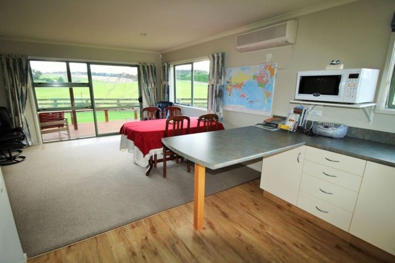 Photo of property in 192 Beach Road, Awamoa, Oamaru, 9495