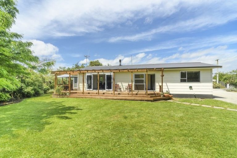 Photo of property in 8 Flower Street, Bulls, 4818