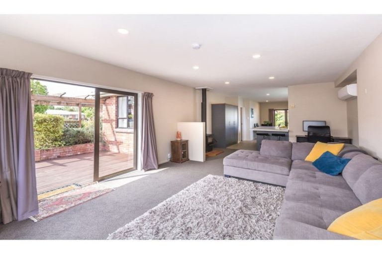 Photo of property in 78 Daniels Road, Redwood, Christchurch, 8051