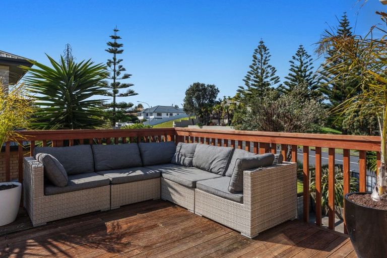 Photo of property in 5 Ocean View Road, Coastlands, Whakatane, 3120
