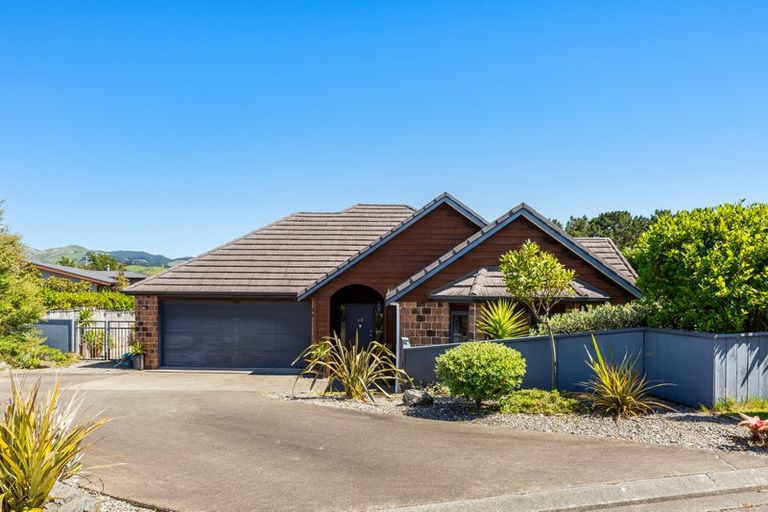 Photo of property in 60 Nelson Avenue, Aotea, Porirua, 5024