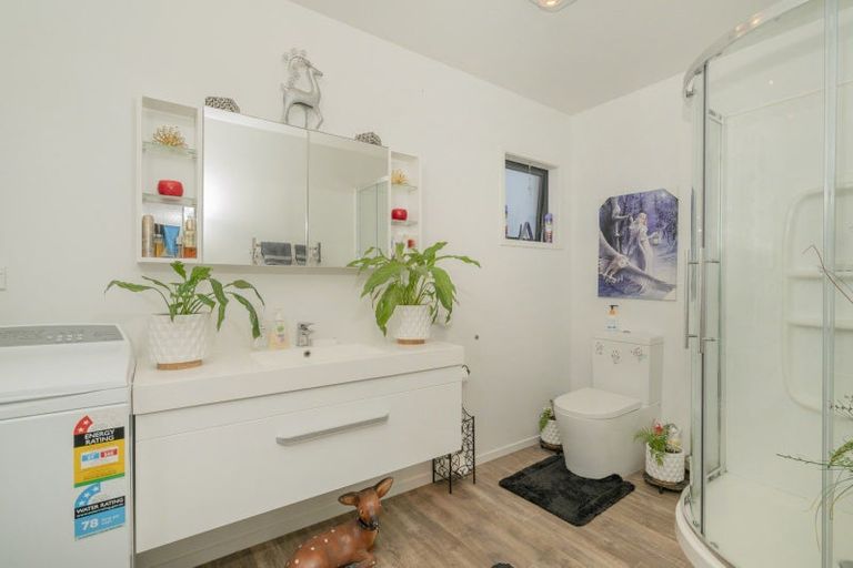 Photo of property in 265 Cook Drive, Whitianga, 3510