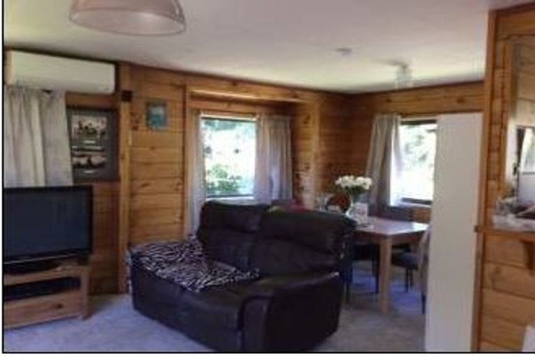 Photo of property in 9 Remarkables Crescent, Frankton, Queenstown, 9300