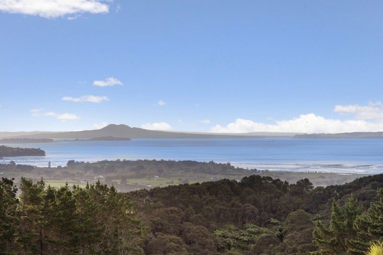 Photo of property in 74e Solway Road, Whitford, 2576