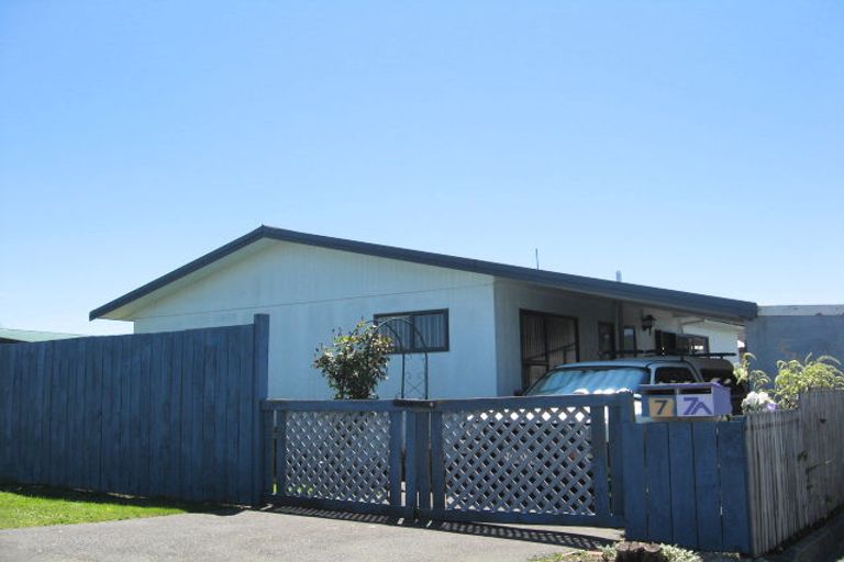 Photo of property in 7 Polstead Road, Stoke, Nelson, 7011