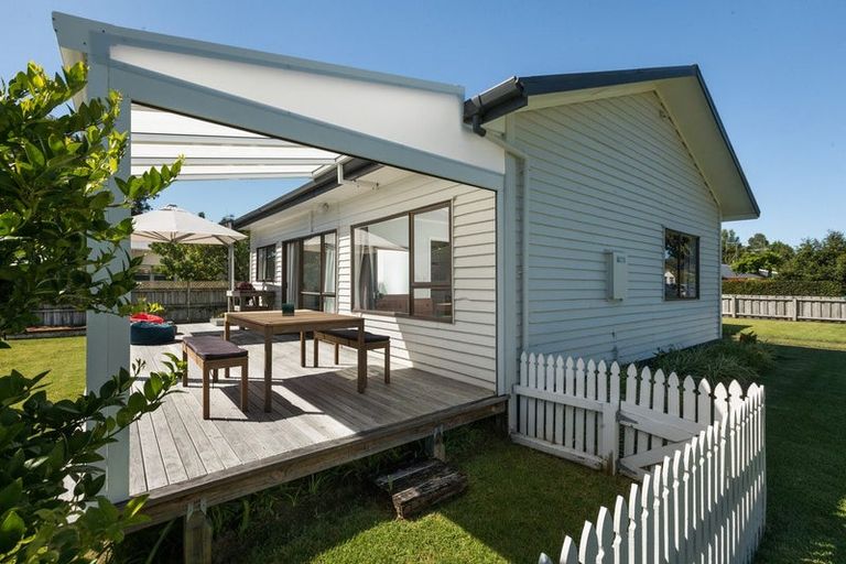Photo of property in 3 Macmillan Street, Katikati, 3129