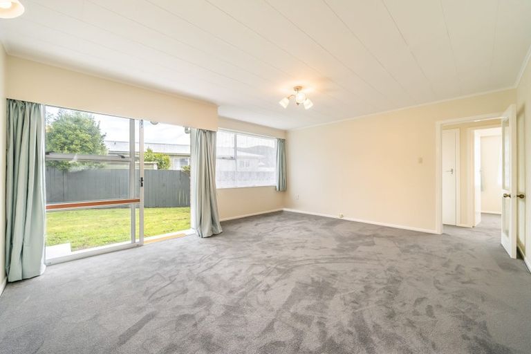 Photo of property in 309b Wellington Road, Wainuiomata, Lower Hutt, 5014