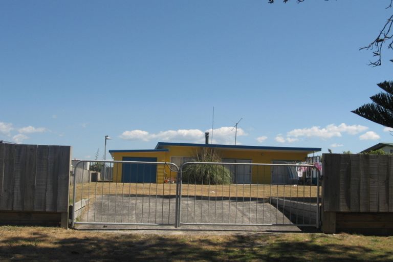 Photo of property in 586 Pukehina Parade, Pukehina, 3189