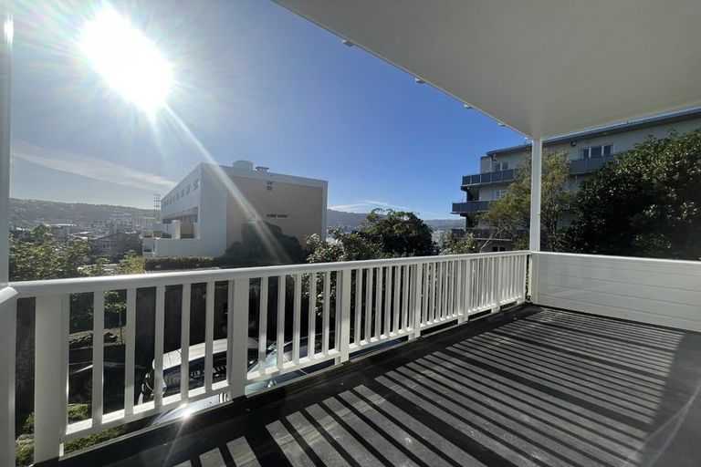 Photo of property in 16 Austin Street, Mount Victoria, Wellington, 6011