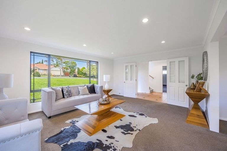 Photo of property in 10 Balbriggan Rise, Dannemora, Auckland, 2016
