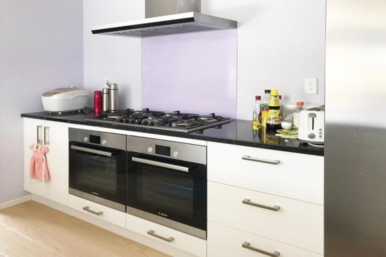 Photo of property in 5 Prestwich Rise, Churton Park, Wellington, 6037