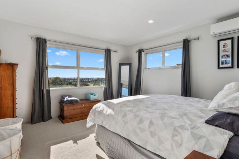 Photo of property in 64 Little John Drive, Bellevue, Tauranga, 3110