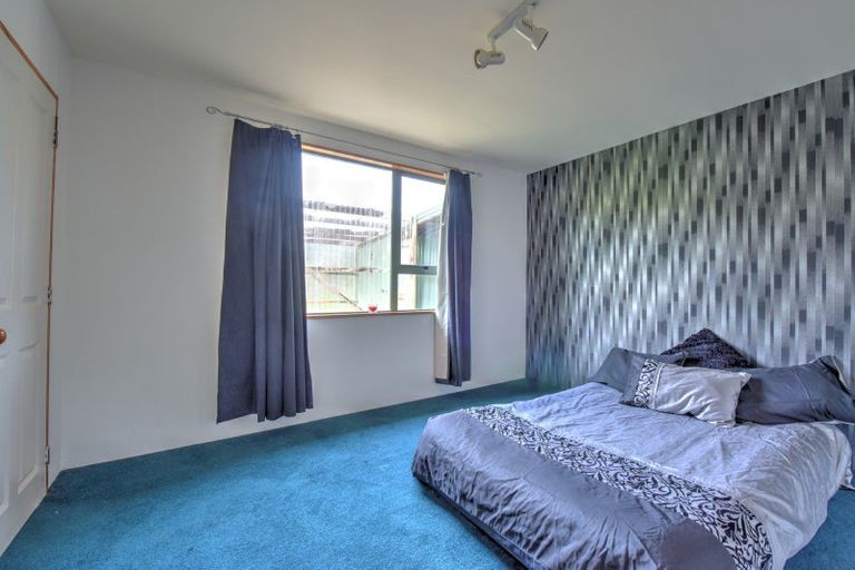 Photo of property in 111 Hamilton Street, East Gore, Gore, 9775