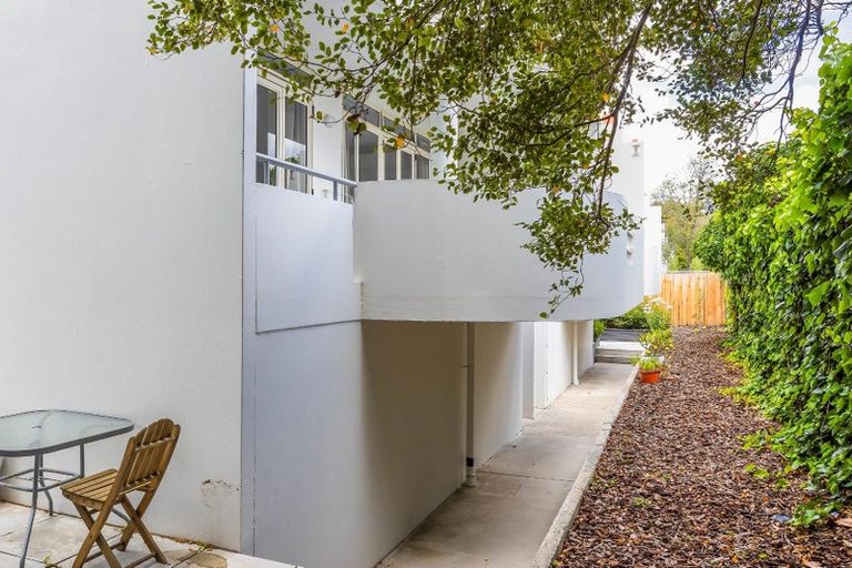 Photo of property in 2/100 Rossall Street, Merivale, Christchurch, 8014