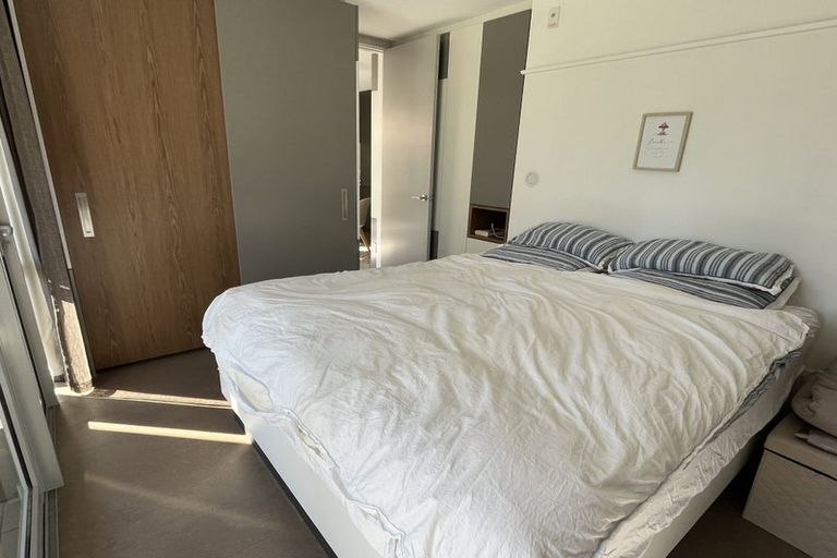 Photo of property in Sanctum Apartments, 15/10a Ebor Street, Te Aro, Wellington, 6011