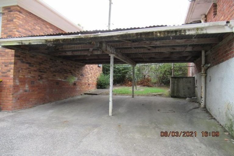 Photo of property in 382 West Coast Road, Glen Eden, Auckland, 0602