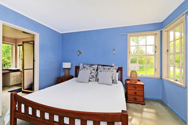 Photo of property in 32 Kent Terrace, Taradale, Napier, 4112