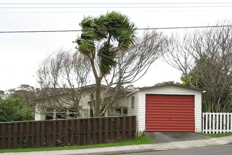 Photo of property in 43 Kano Street, Karori, Wellington, 6012