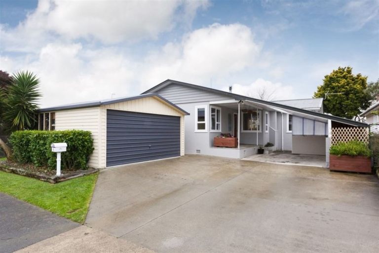 Photo of property in 5 Ilford Place, Awapuni, Palmerston North, 4412